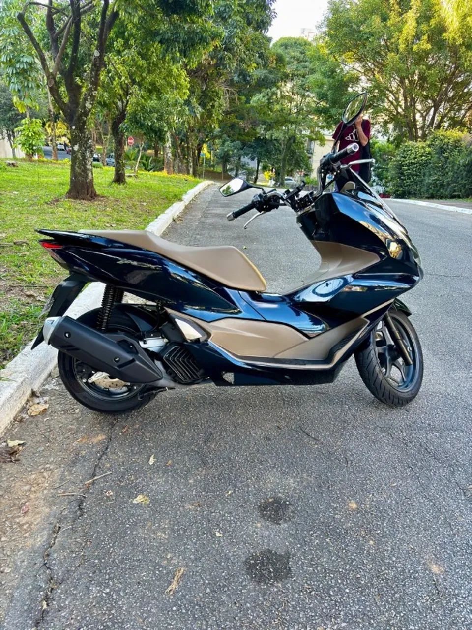 PCX DLX 2025 - Foto 5