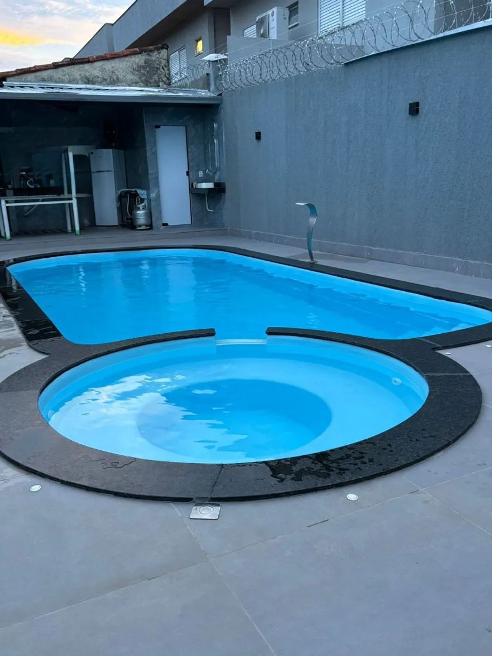 Piscina Zeus com 8.5 mts