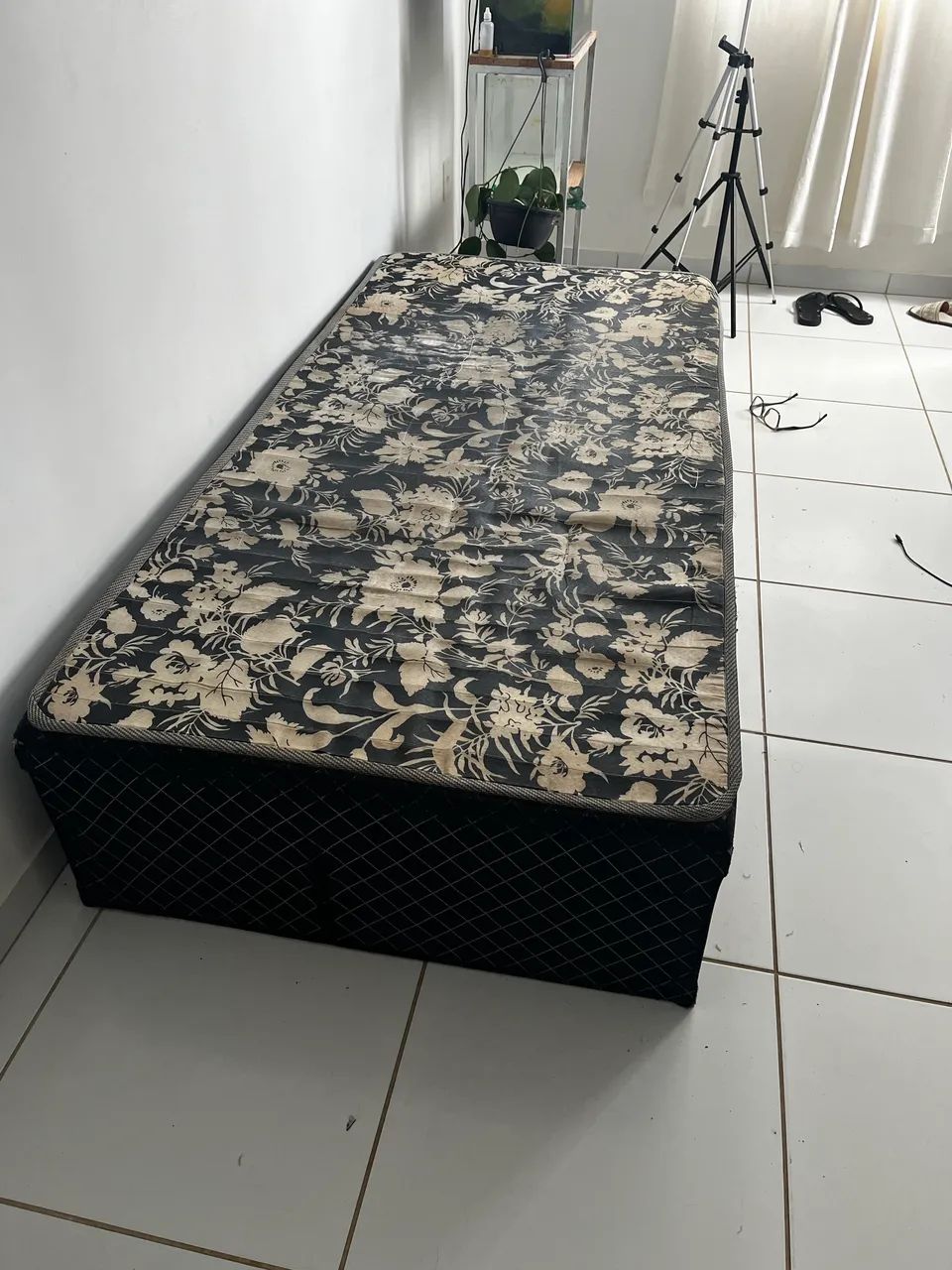 CAMA SOLTEIRO