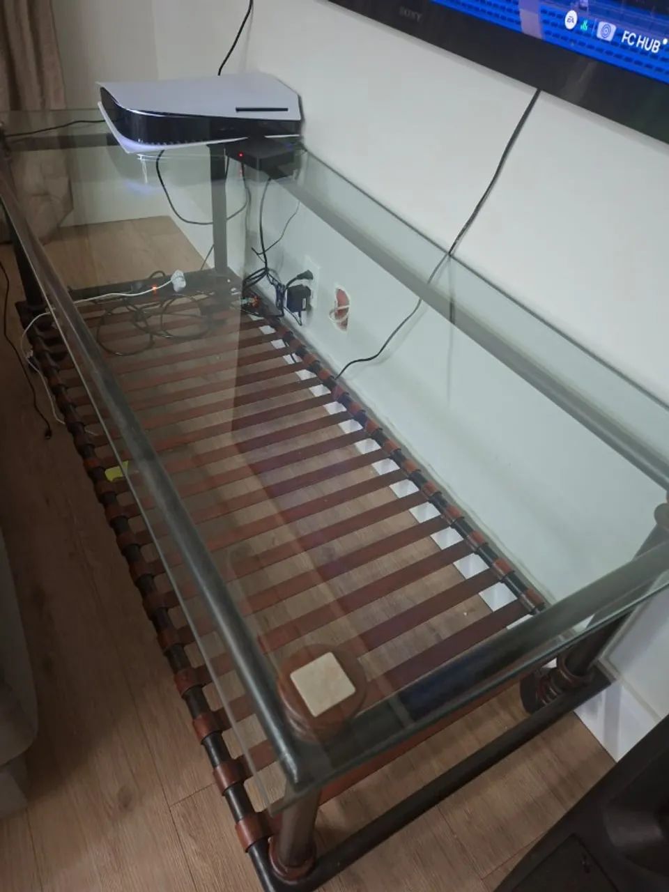 Rack de ferro e vidro - Foto 2