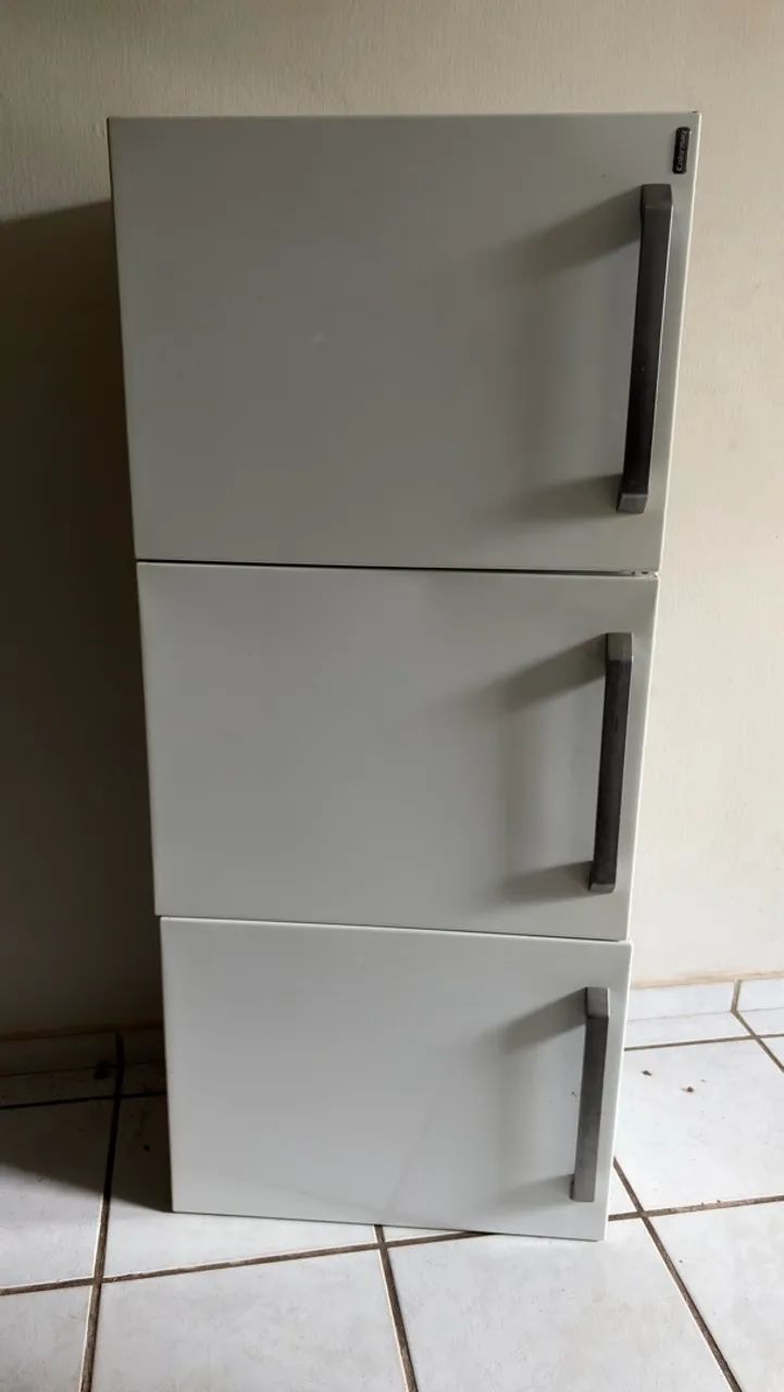 Armário multiuso