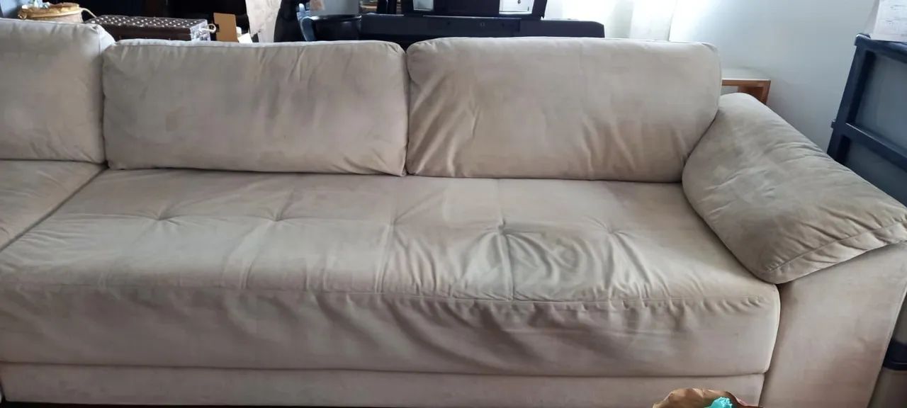 Sofa Sylvia Designer usado  - Foto 3