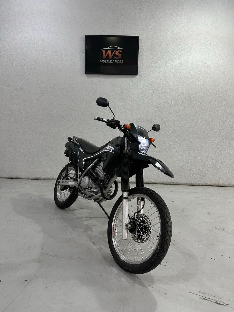 Honda Tornado 