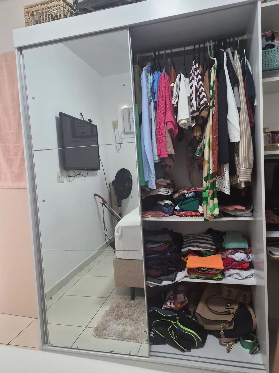 VENDO - Guarda Roupa - Foto 4