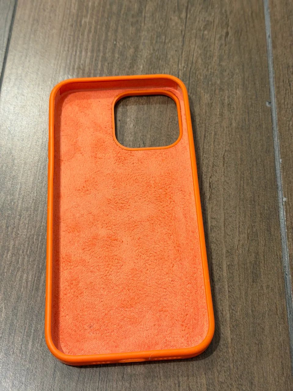 Capinha 14 pro max  - Foto 2