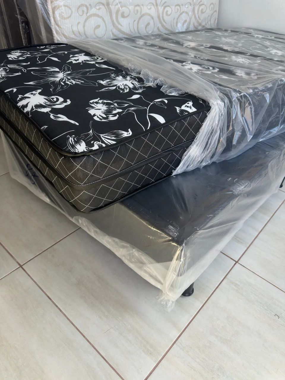 Cama solteiro com colchão espuma 0.88x1.88 - Foto 4