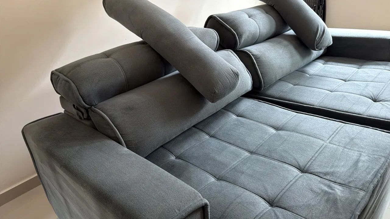 Vendo sofá 4 lugares retrátil 