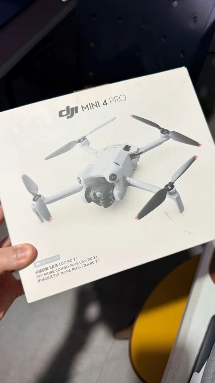 Drone DJI Mini 4 Pro Fly More Plus - R$ 5.500 na mão em PIX pessoalmente