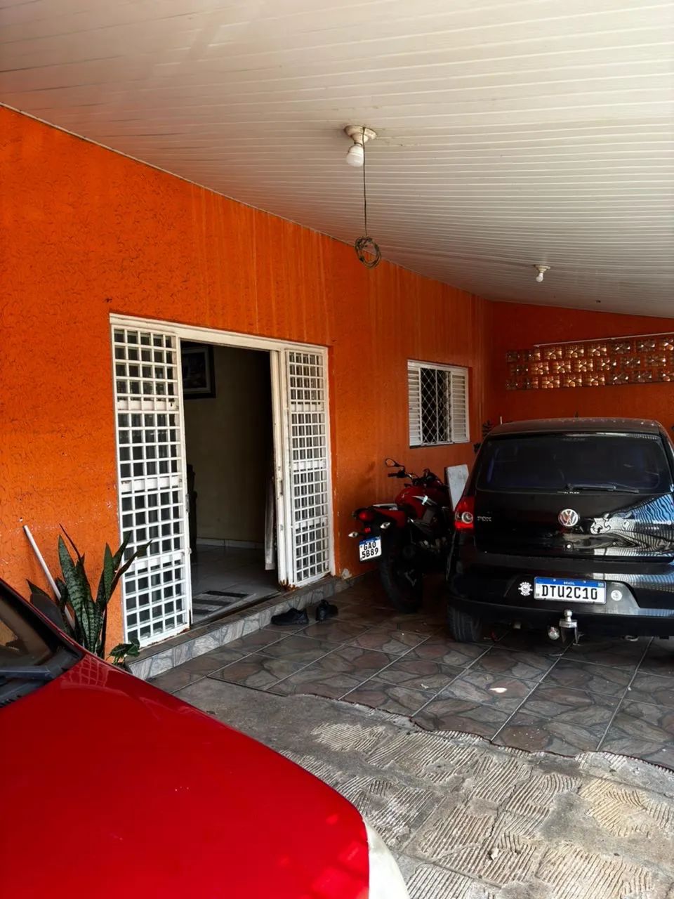 Casa com Edícula 