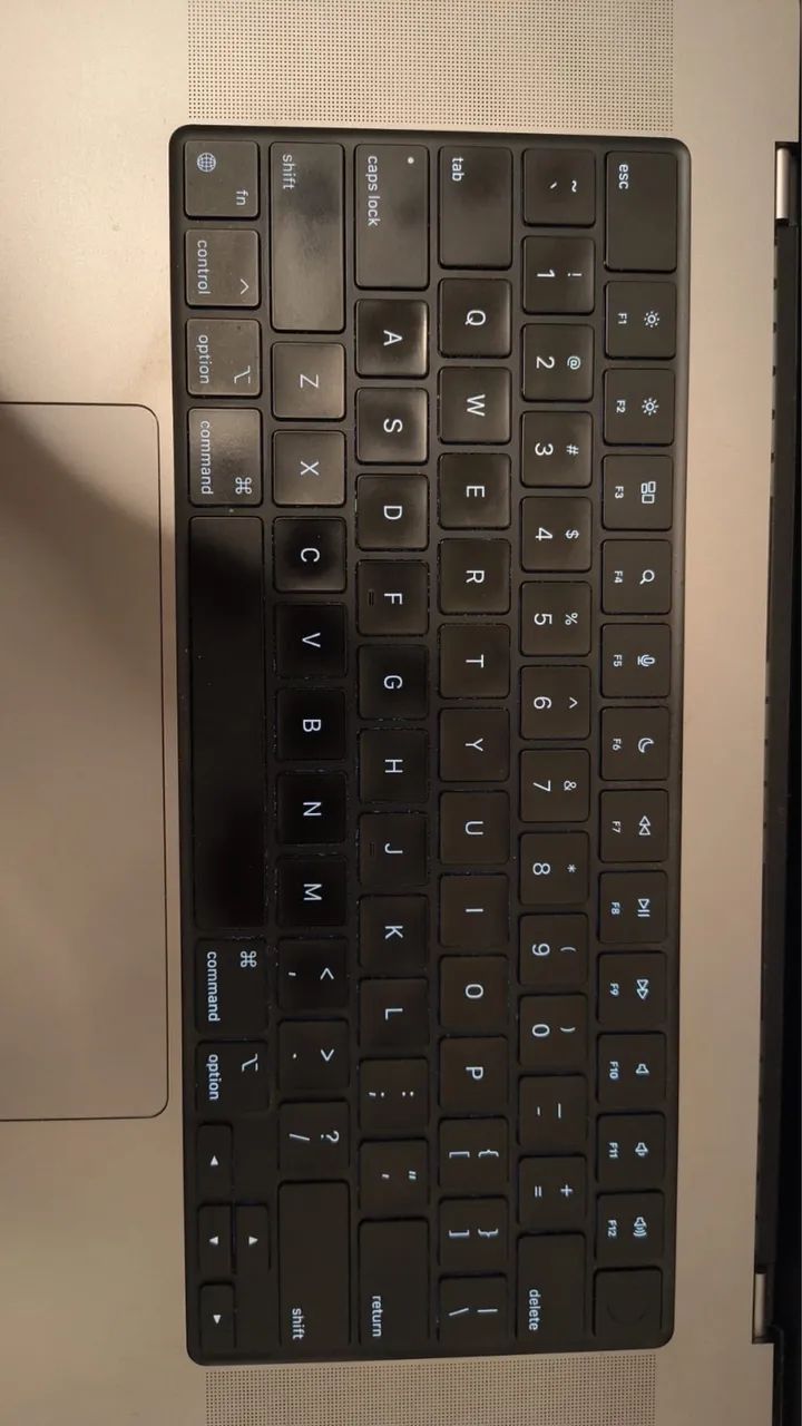 MacBook Pro 16 32 GB 1 TB SSD M2 Pro - Foto 3