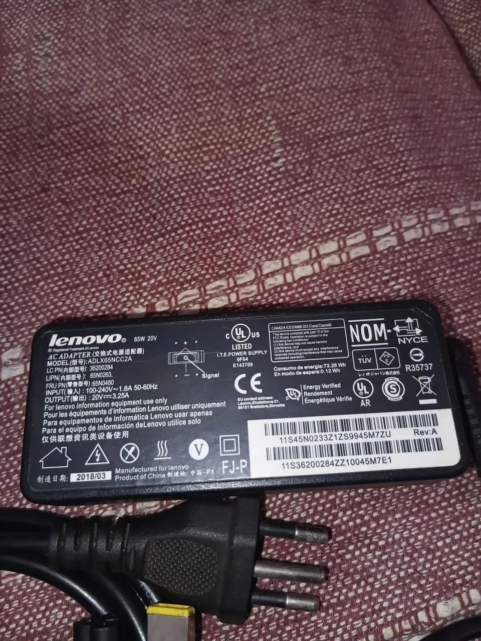 Vendo carregador de notebook lenovo - Foto 2