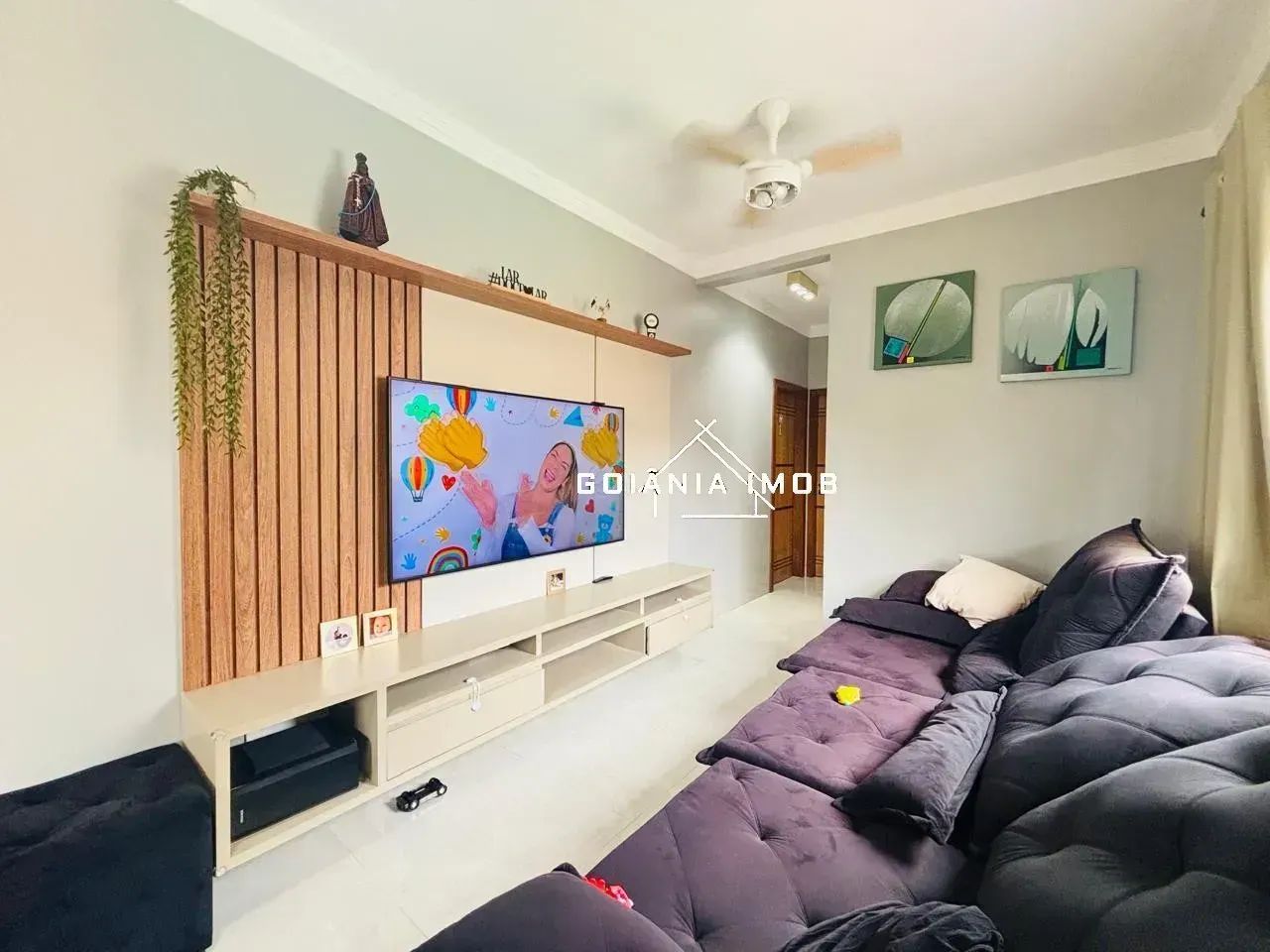 Linda casa no Goiania 2 com lazer - Foto 4