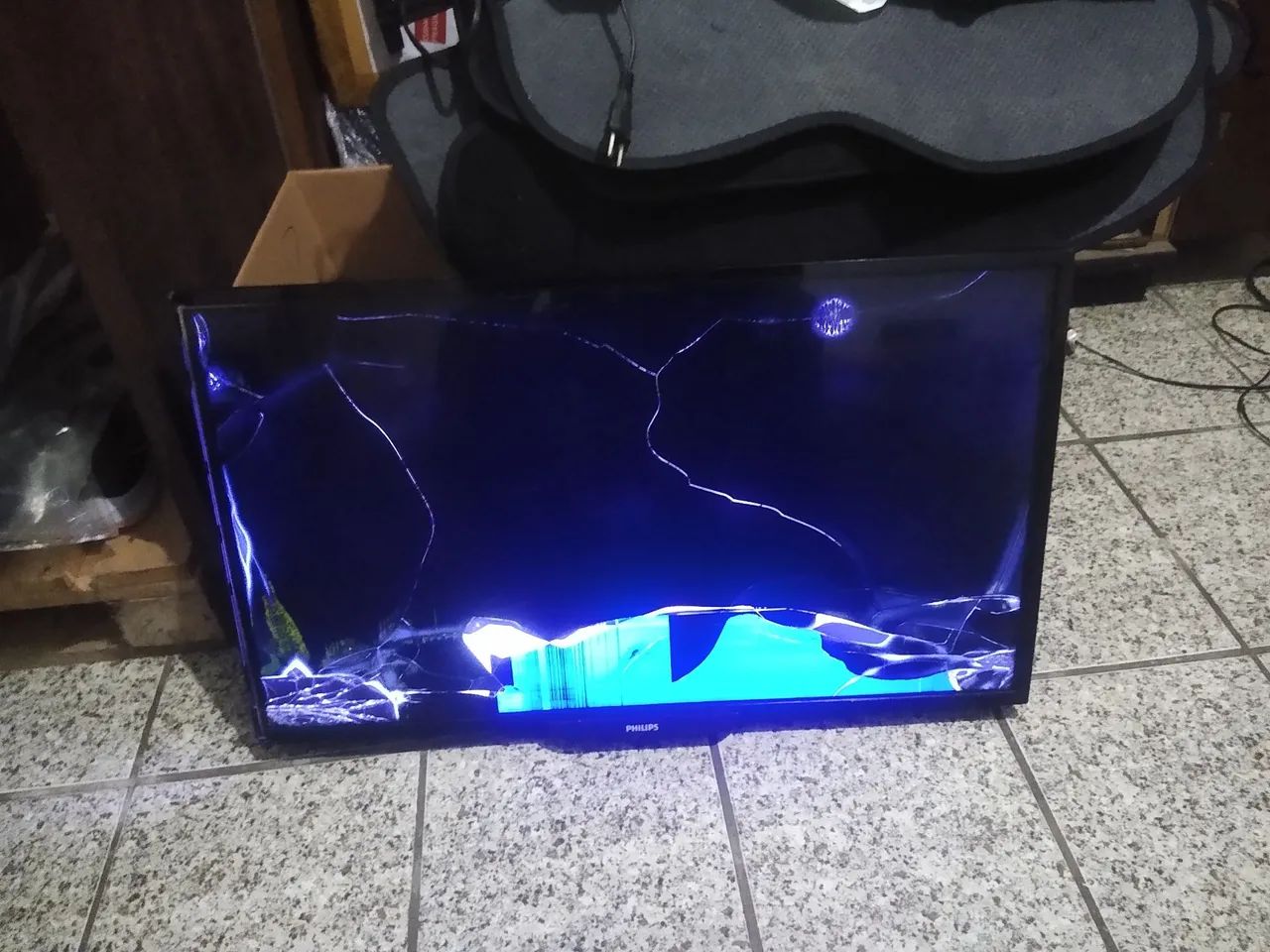 TV Philips 32 polegadas para conserto  - Foto 3