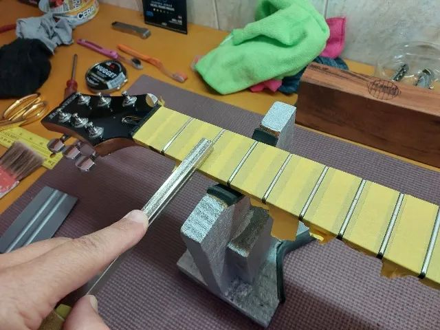 Conserto de instrumentos musicais LUTHIERIA - Foto 3