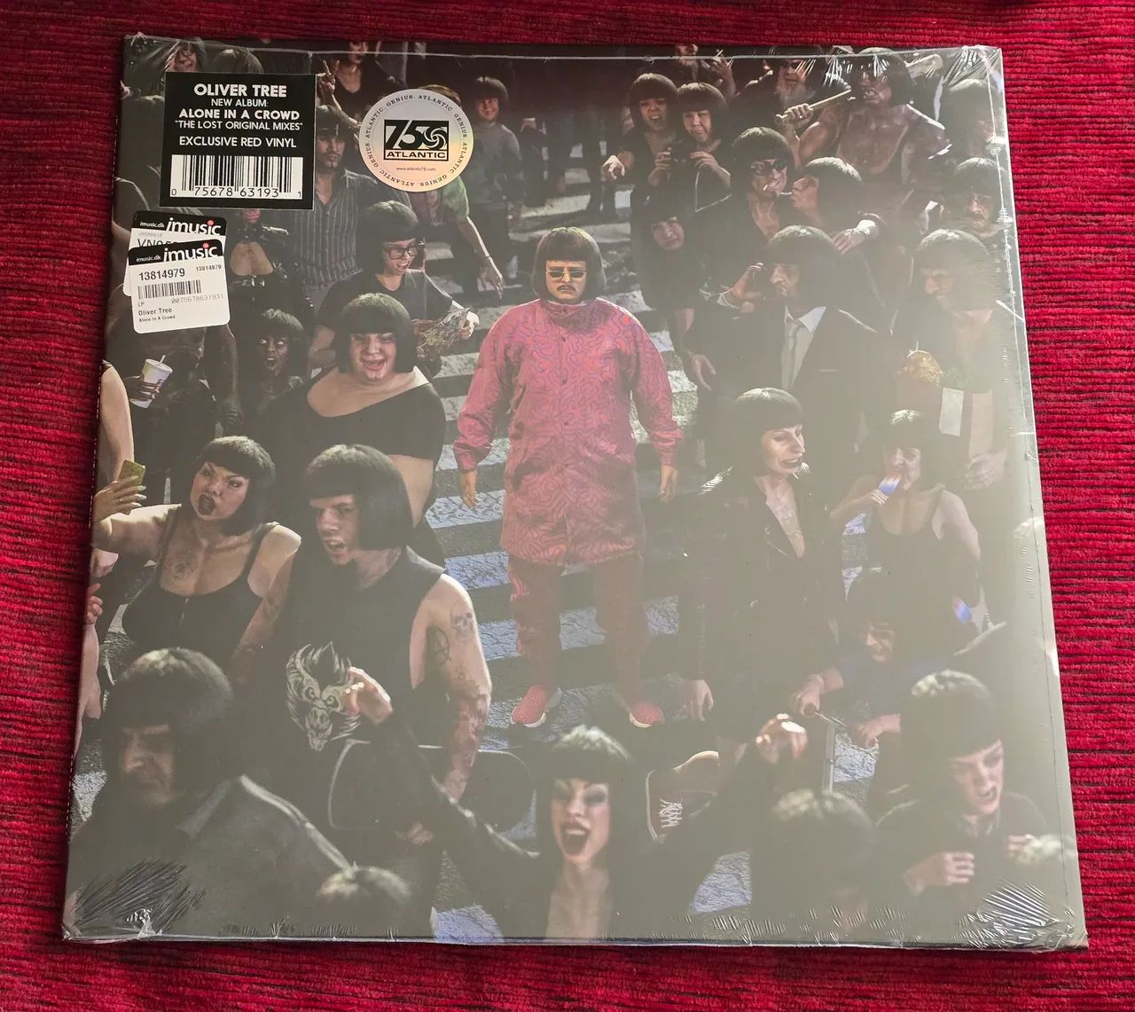 Oliver Tree - Alone In A Crowd LP Vermelho Exclusivo
