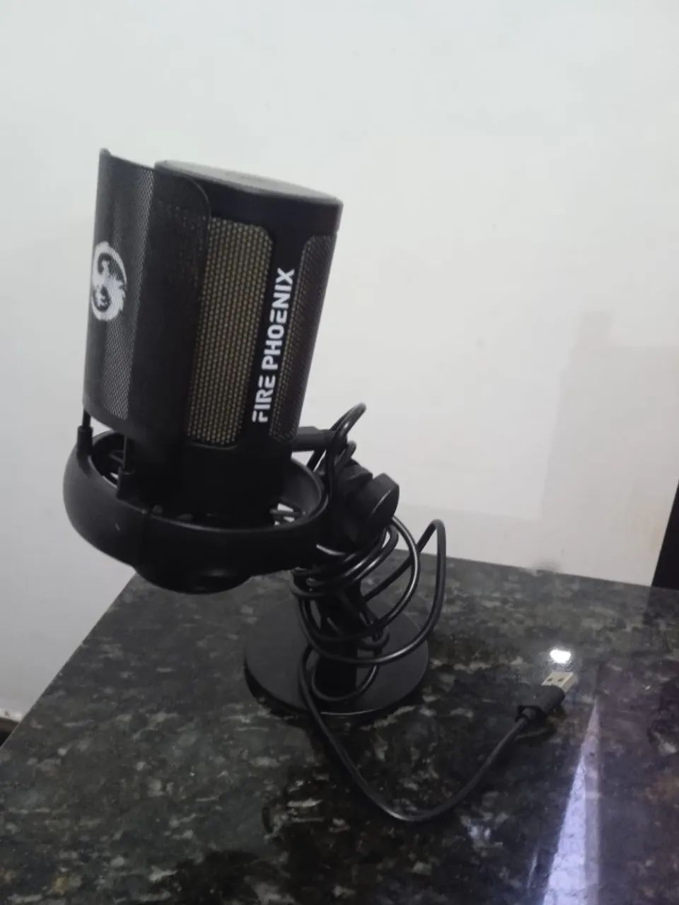 Microfone Gamer Profissional Com Led Rgb Condensador Bk805c Cor Preto Com Conector De Moni - Foto 3