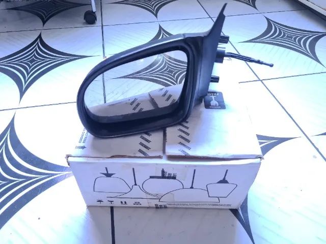 Retrovisor esquerdo corsa classic 2005