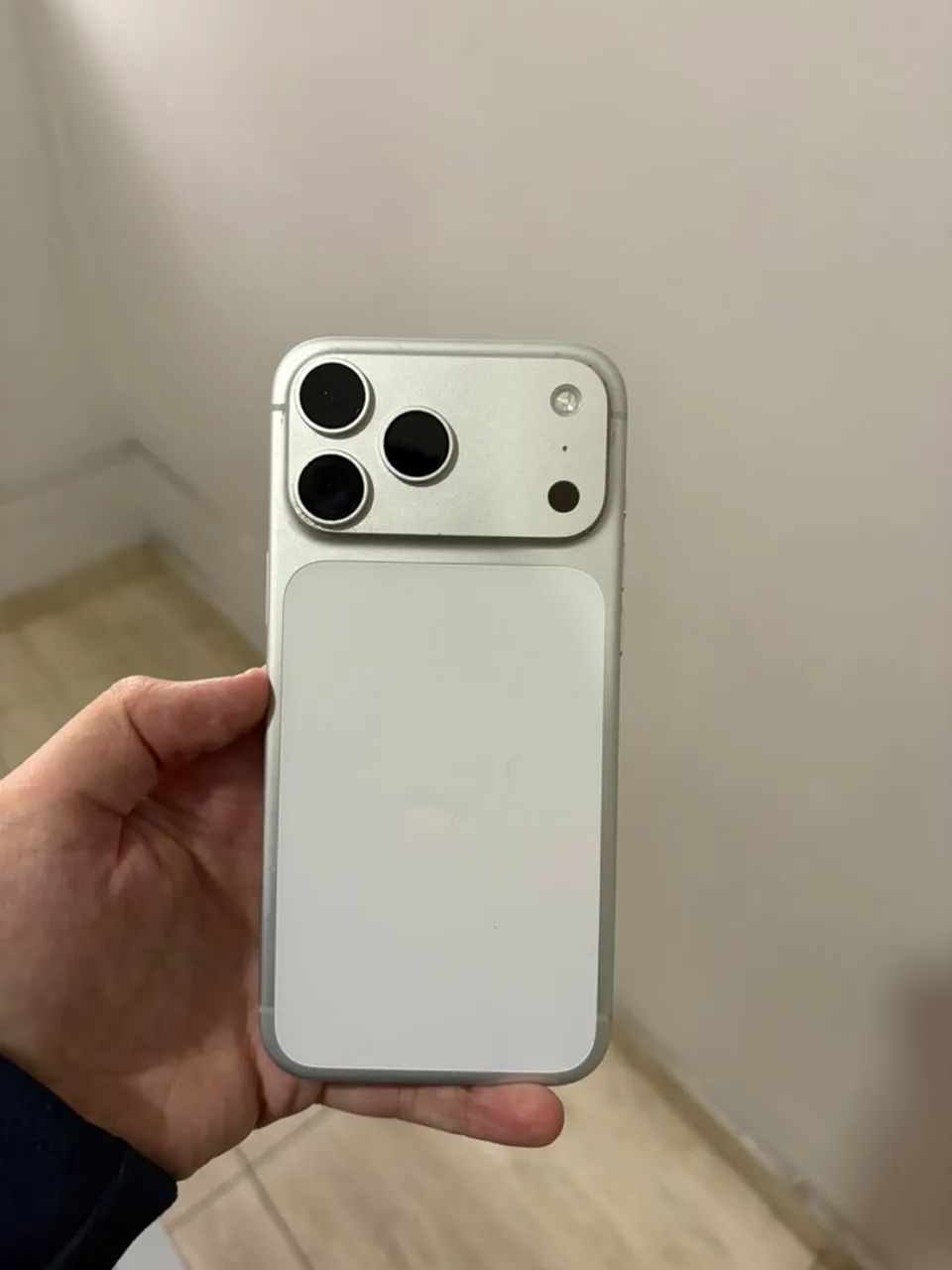 iPhone 17 Pro Max 256GB Branco  - Foto 2