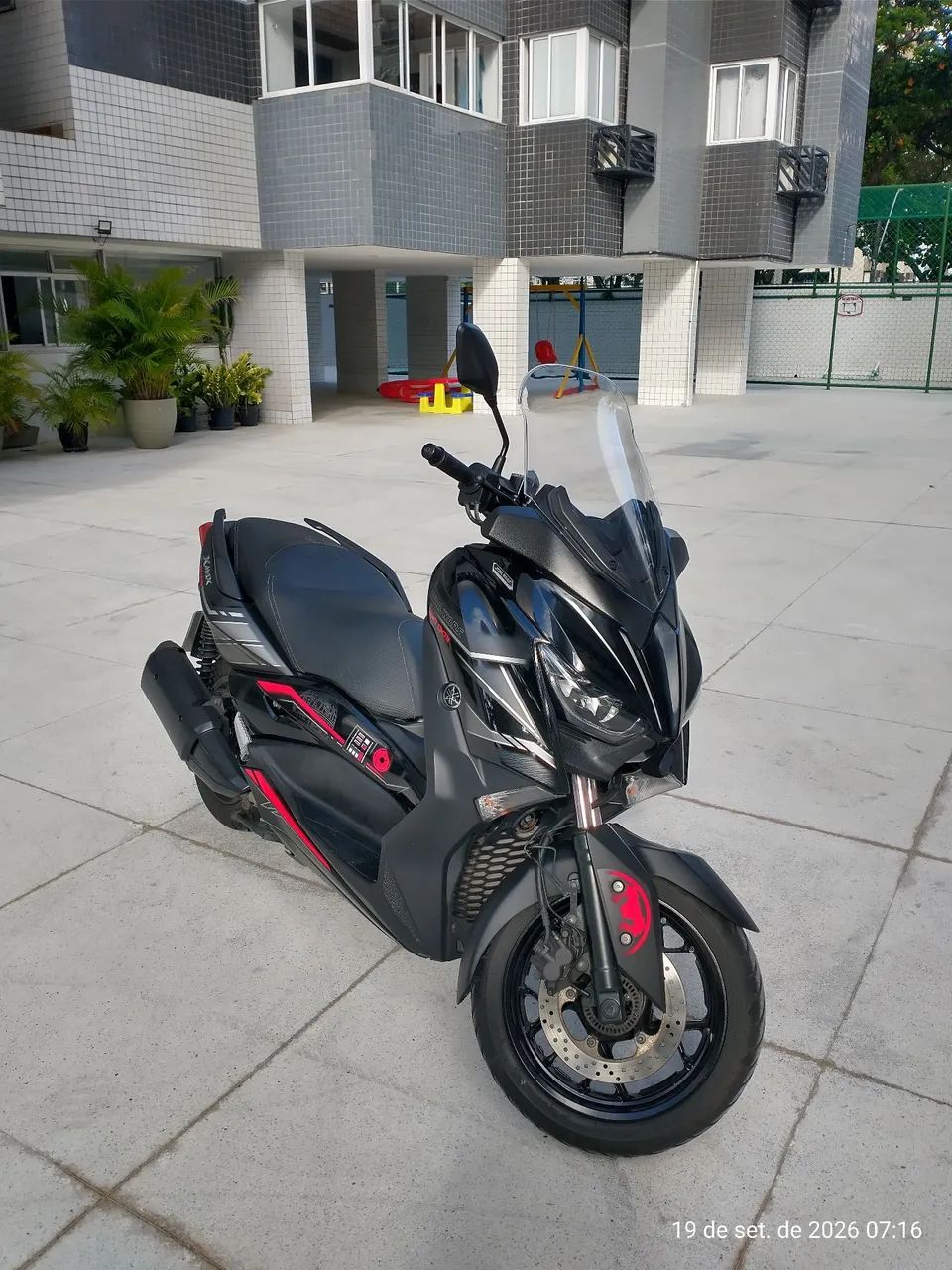 XMax excelente, super conservada, série especial e limitada  - Foto 5