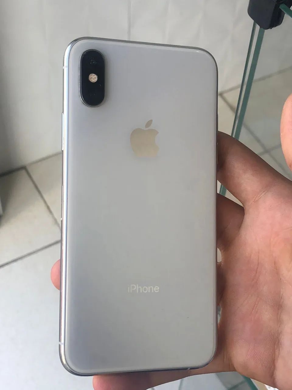 Apple iPhone Xs 256GB シルバー Amazon | 【整備済み品】 Apple iPhone XS 256GB シルバー SIMフリー
