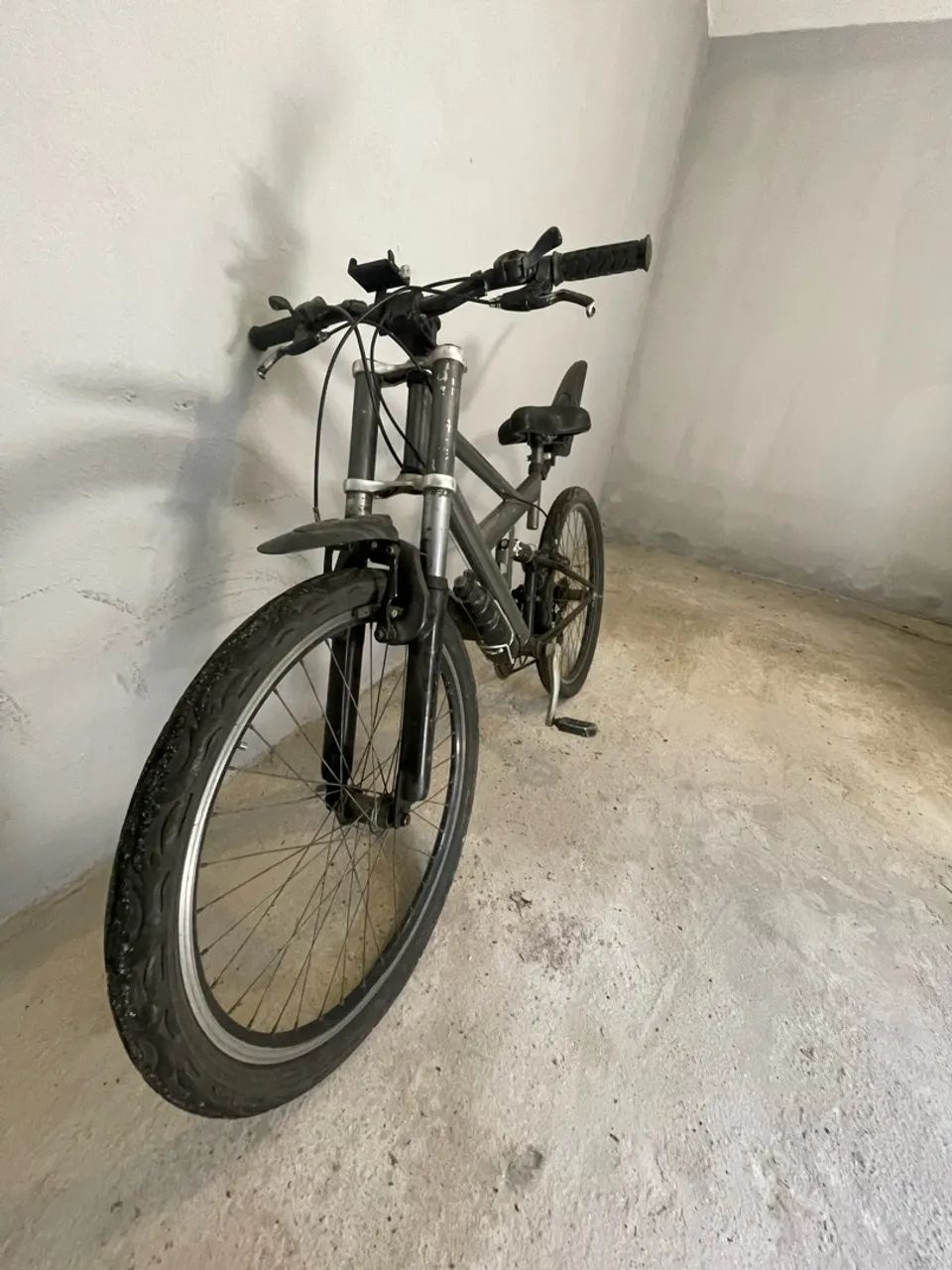 Bicicleta 24 com suspensão  - Foto 4