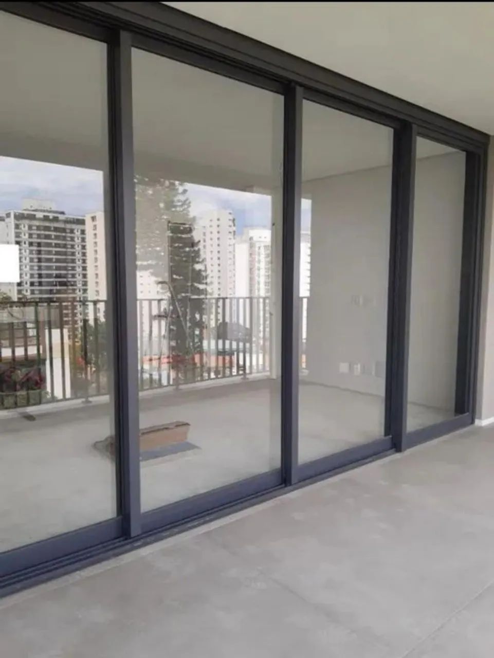 3 cjtos porta balcão de segurança altas 5.45 mts