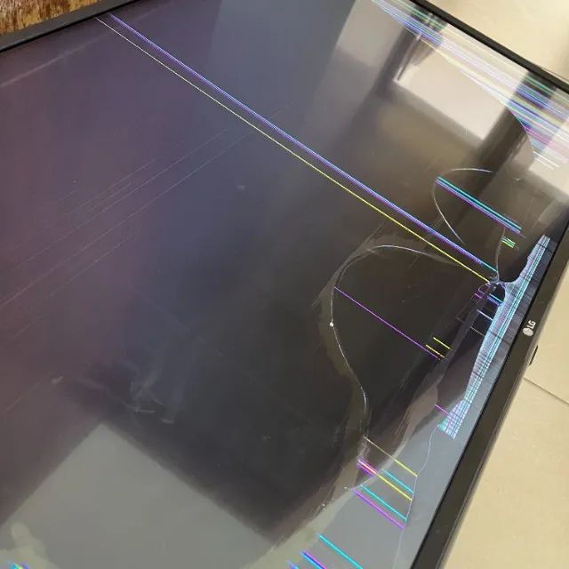Sucata de TV LG Smartv - Display Quebrado - Foto 2