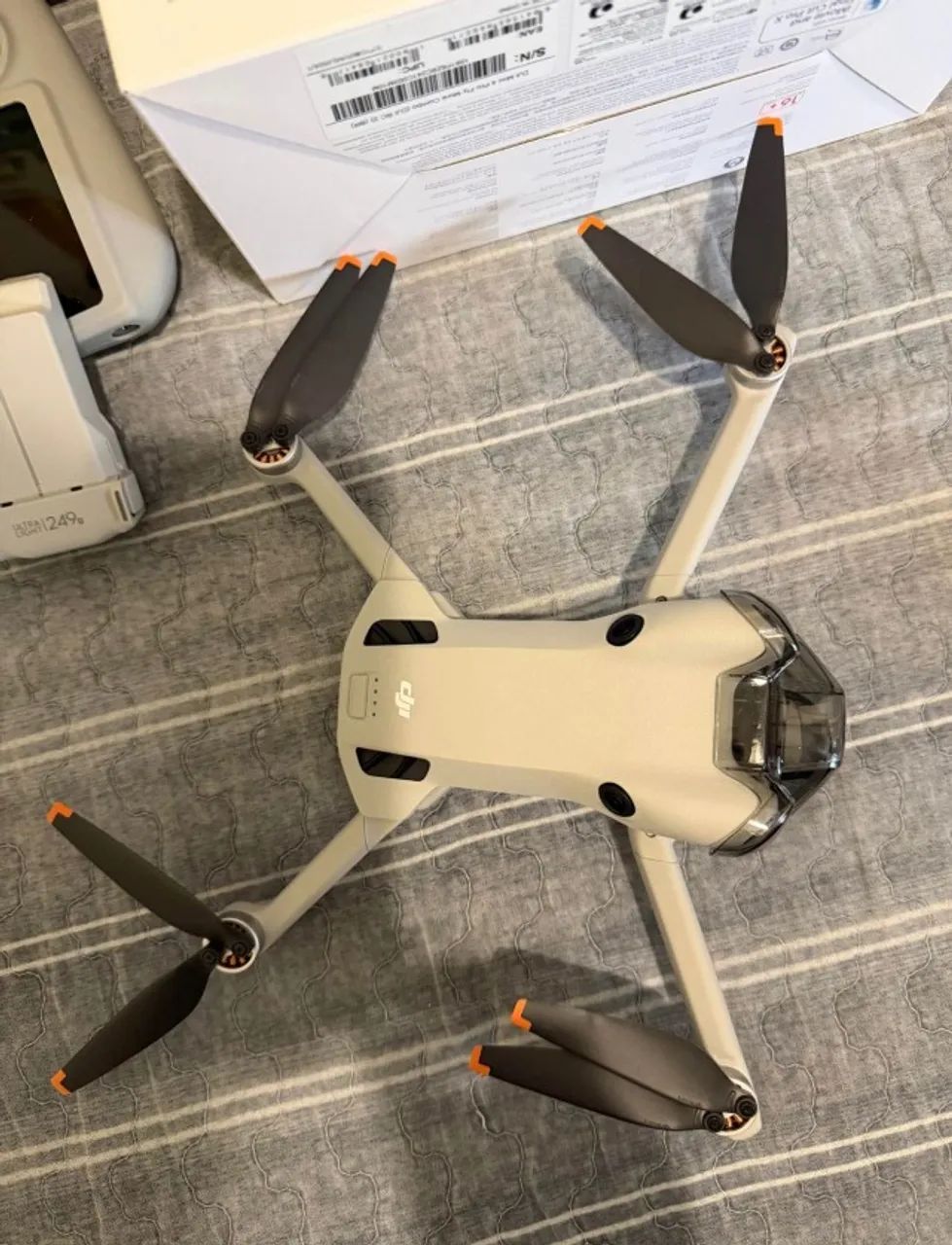 DRONE DJI MINI 4 PRO (COMPLETO)