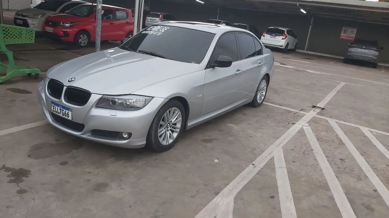 BMW 320I A 2010