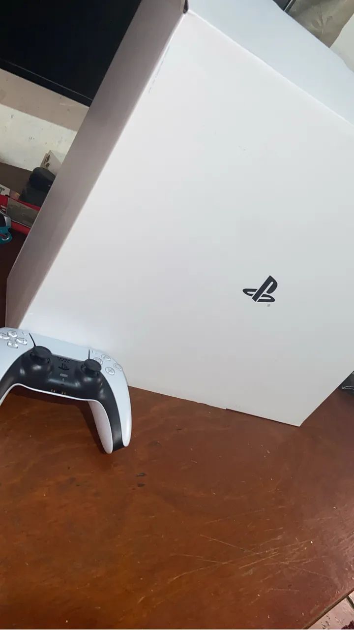 PS5 1TB COM CAIXA E ACESSÓRIOS 
