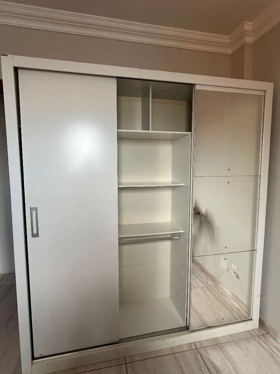 Guarda roupa usado  - Foto 3