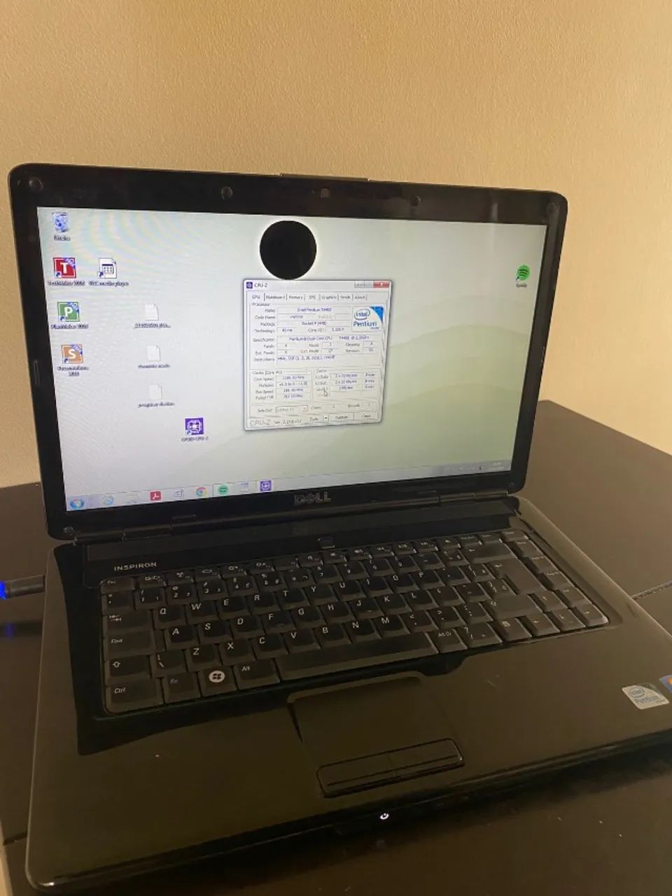 Notebook Dell Inspiron - Defeito na tela -peças boas