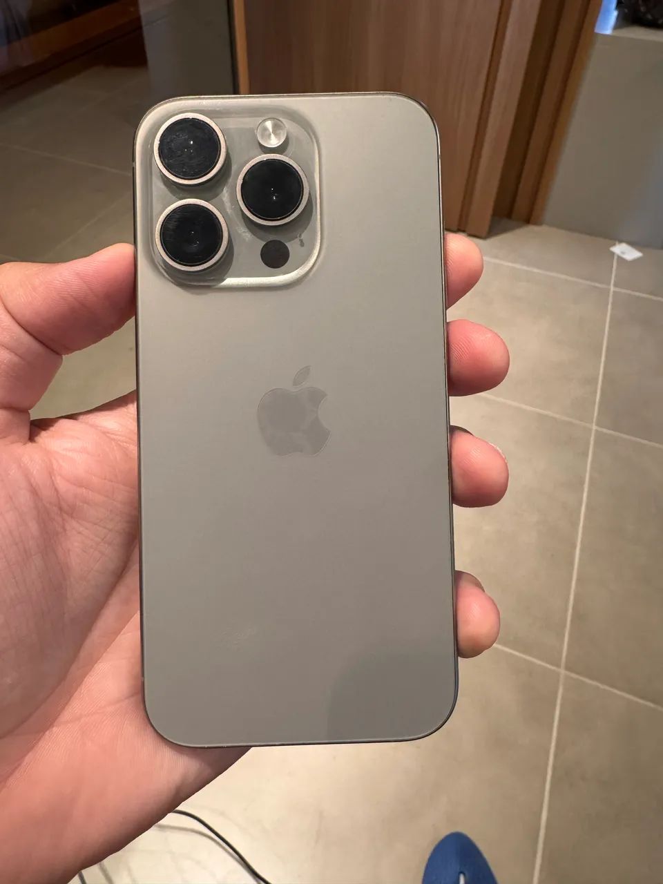 Vendo Iphone 15 pro 256gb - Foto 2
