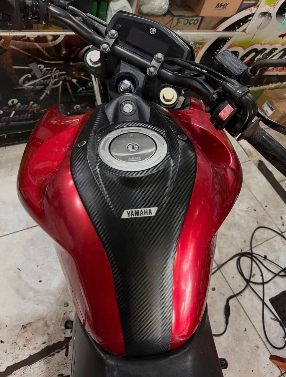 Envelopamento e faixas de todas as motos  - Foto 5