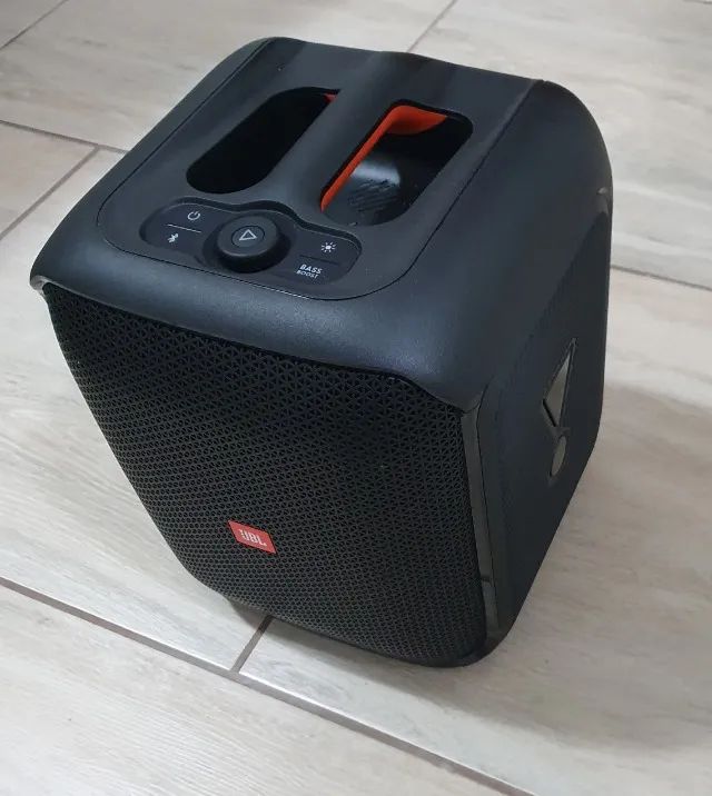 Caixa De Som JBL Bluetooth Partybox Encore Essential 100 Watts