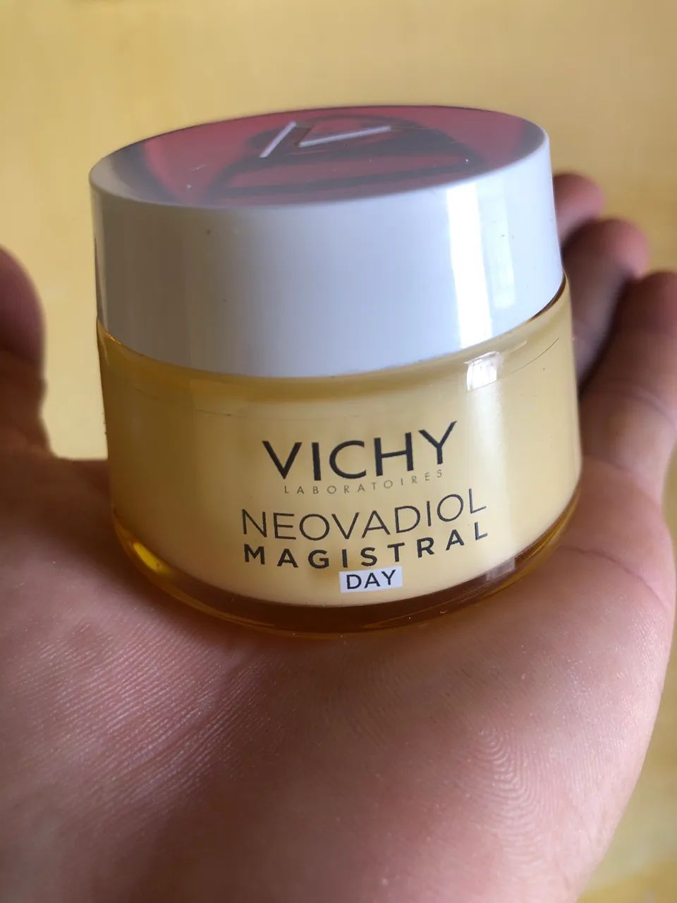VICHY LABORATOIRES  - Foto 2