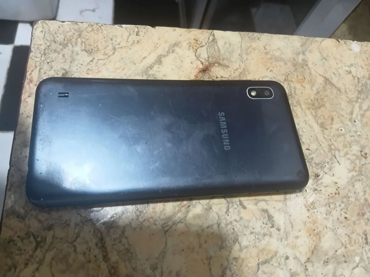 Samsung A10 - Foto 3