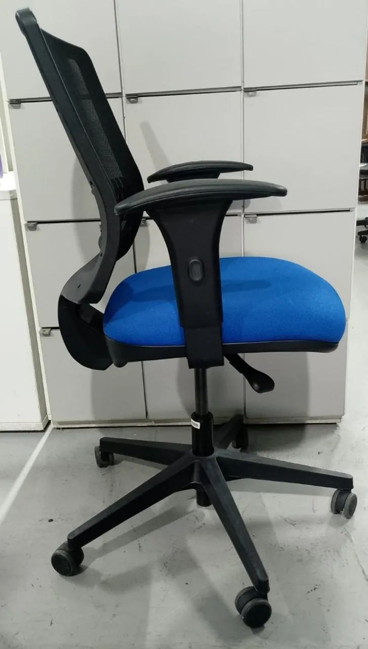 Cadeira de Escritório Tela Mesh Marca FlexForm - Foto 4