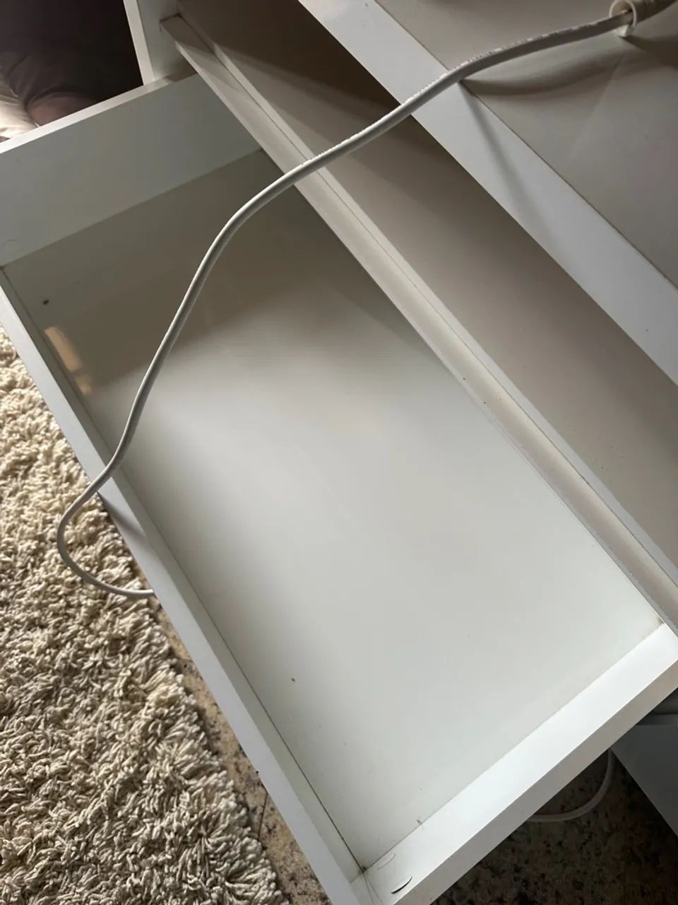 Rack para tv / quarto branco usado  - Foto 4