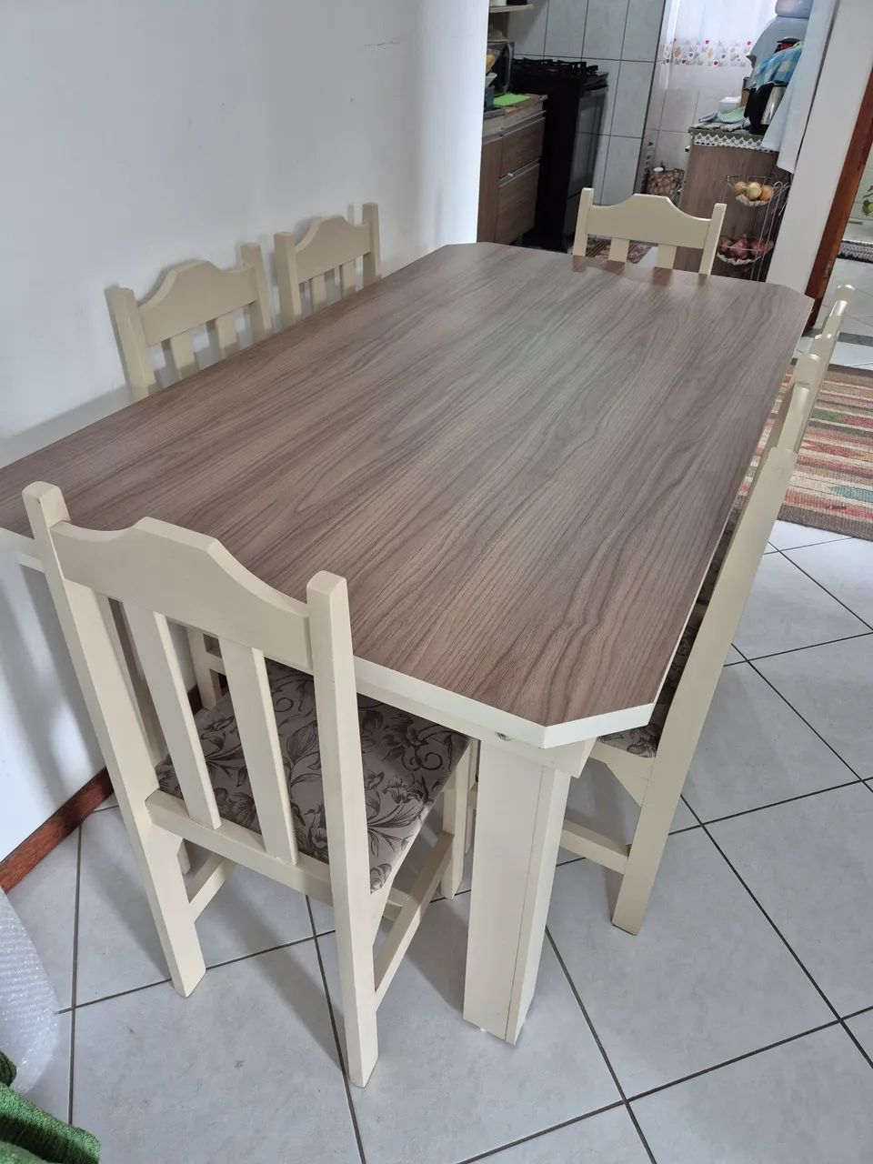 MESA JANTAR COM 6 CADEIRAS (USADO)