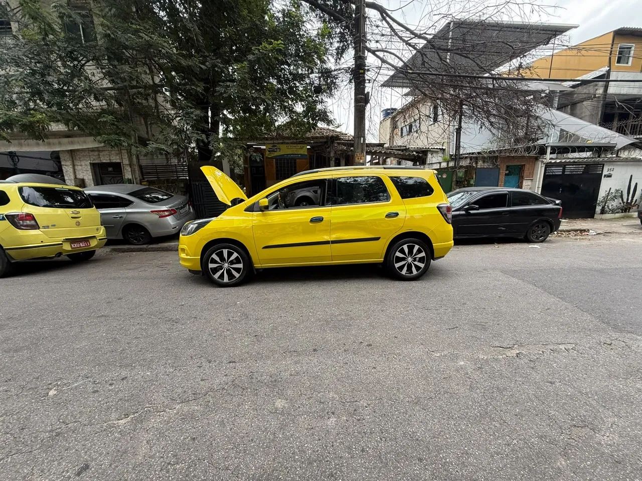 Chevrolet Spin SPIN ADVANTAGE 1.8 8V Econo.Flex 5p Aut. 2017