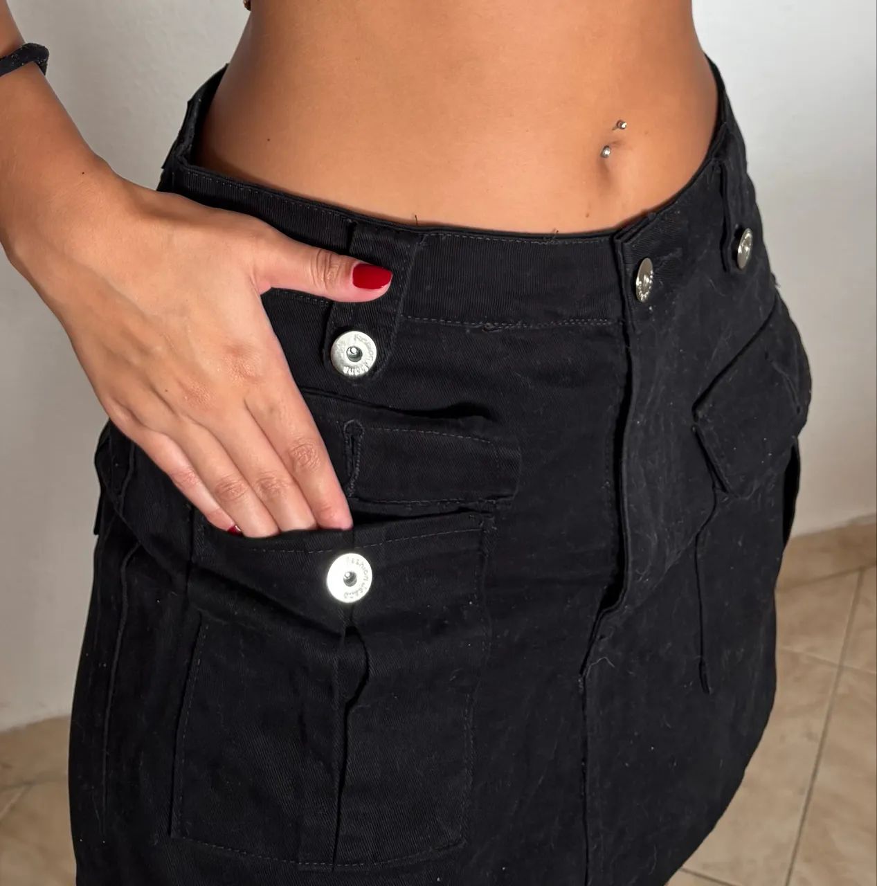 Short saia jeans preto  - Foto 3
