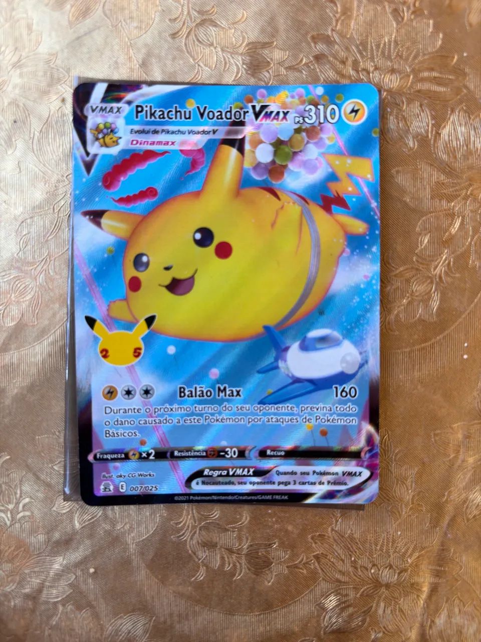 Pikachu voador VMÁX (NM condition)