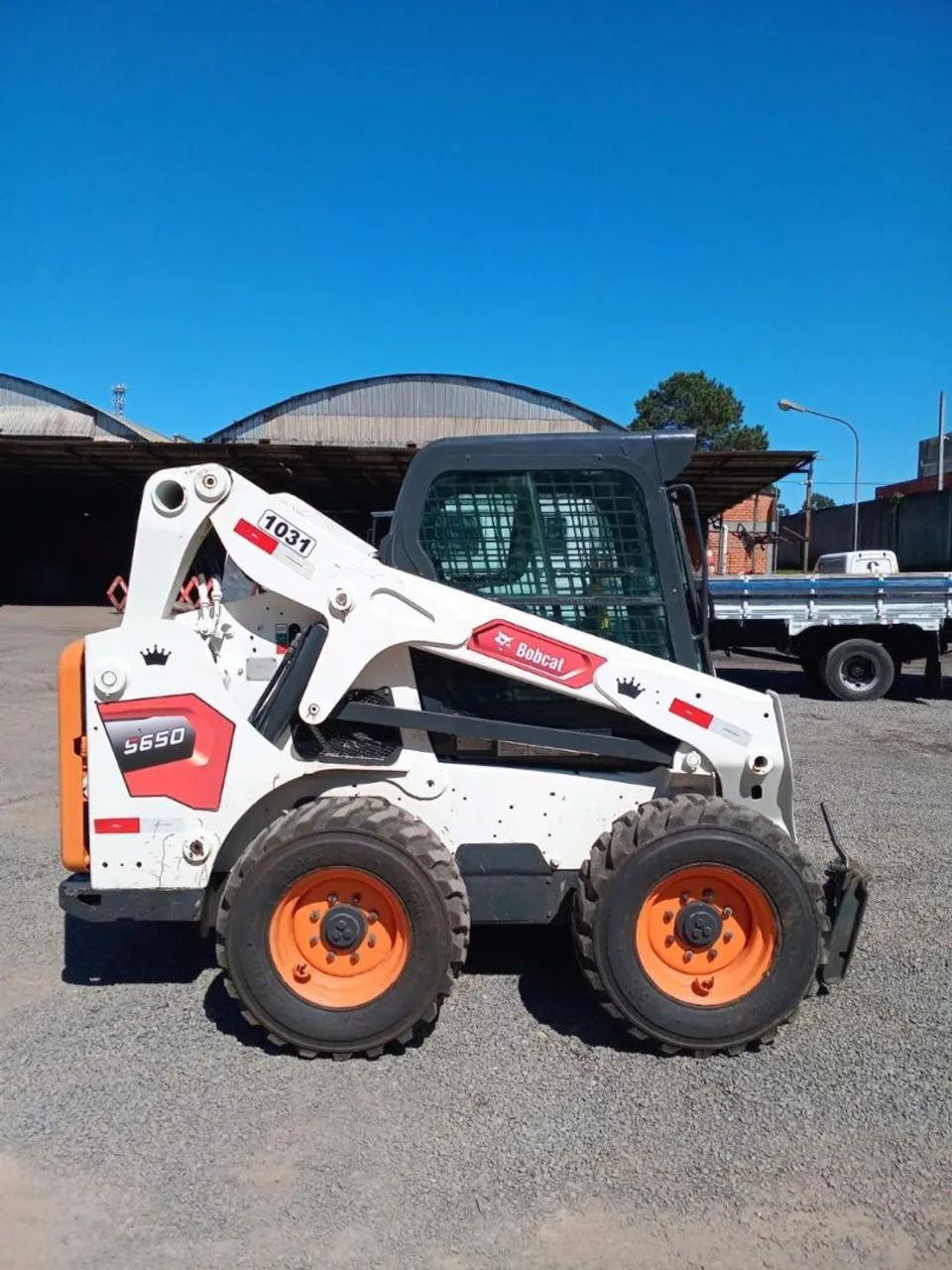 minicarregadeiras bobcat S650 - Foto 3