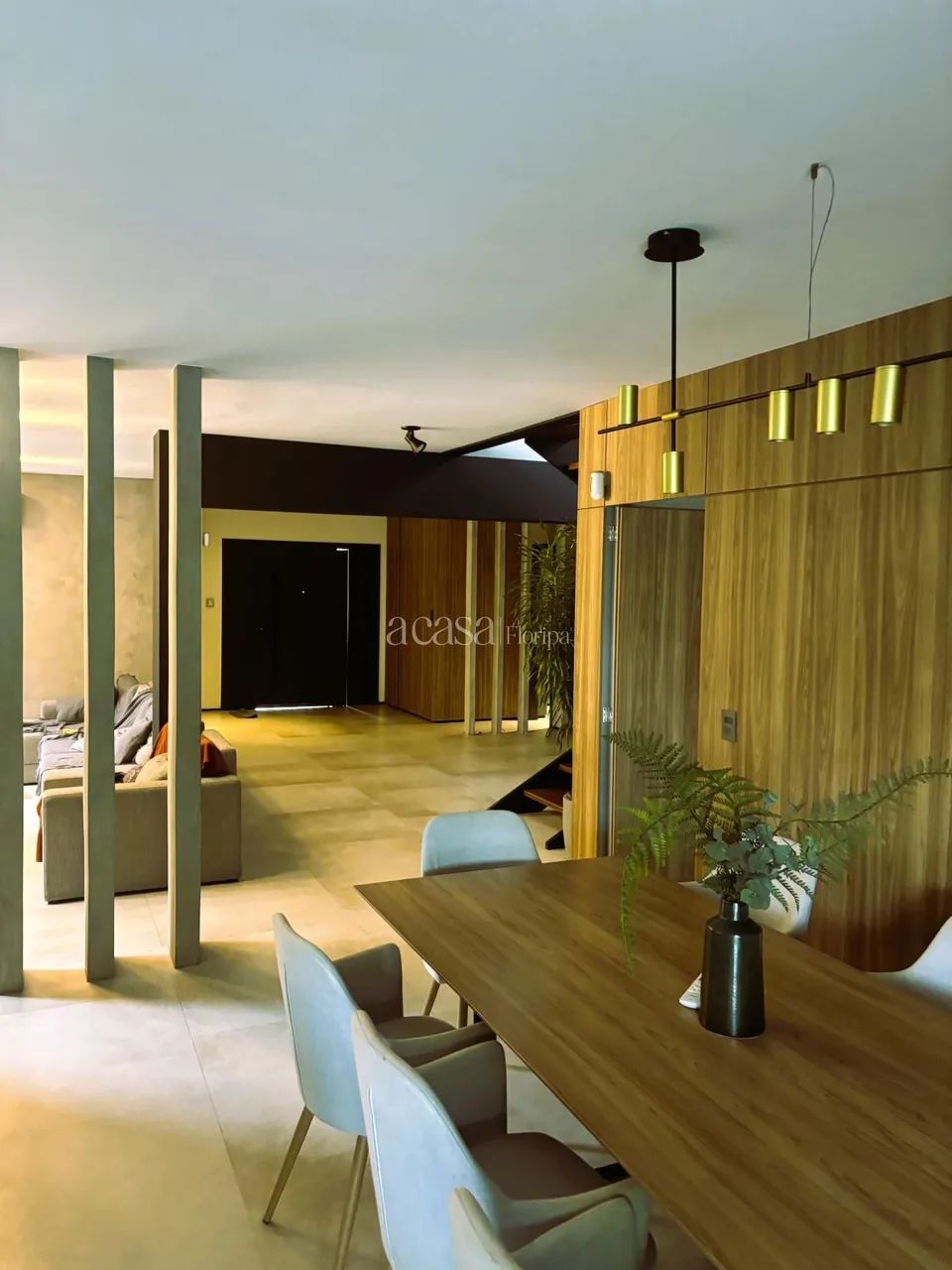 Casa com 4 suítes em Jurerê Internacional Florianópolis.