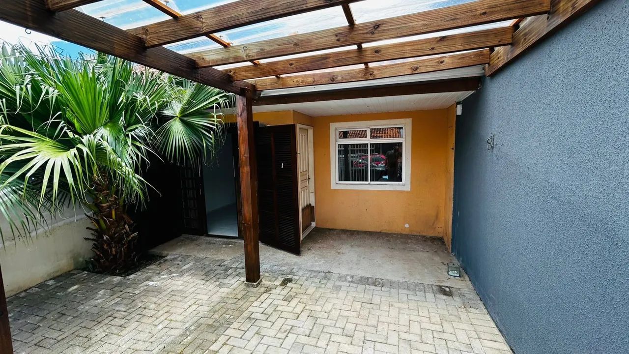 LOCAÇÃO - RS 800,00- Uvaranas 