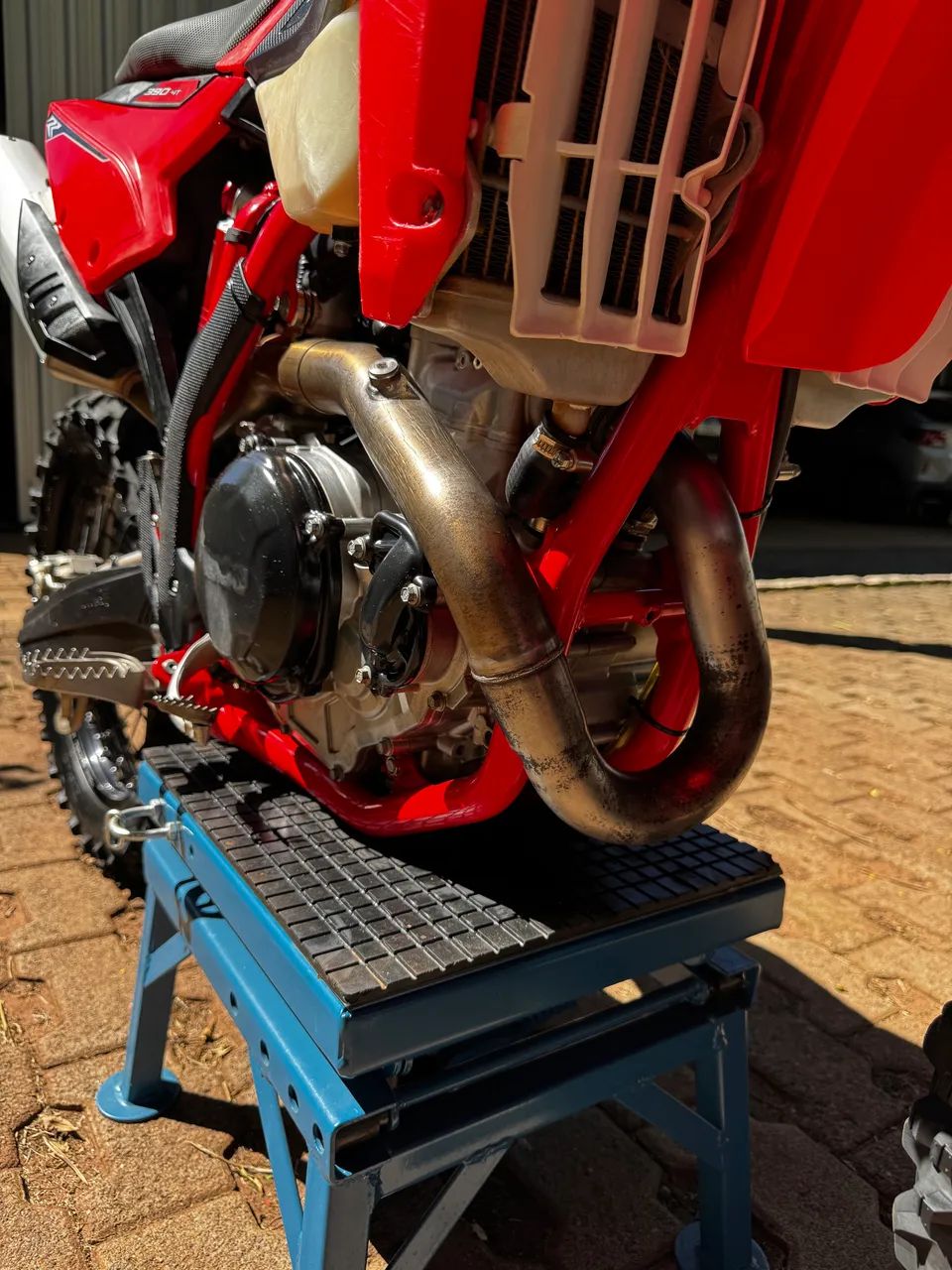 Beta 390rr - 39 horas igual a nova - Foto 8