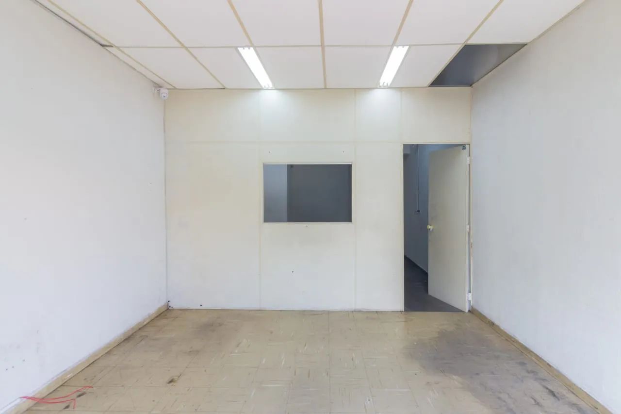 Prédio comercial na Rua Doutor César Castiglioni Júnior, 524 - A  108 m² - Foto 4