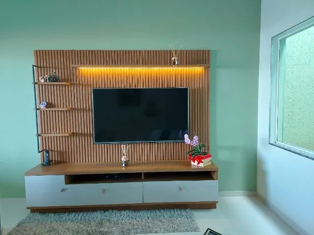 Rack com painel ripado para TV até 75 polegadas, com Led, porta e 2 gavetas - Foto 3