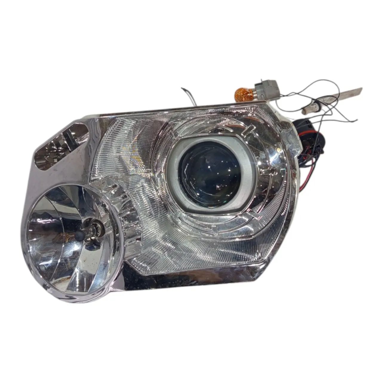 Farol dianteiro esquerdo land Rover freelander 2 2006 a 2014